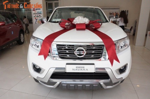 Ban tai Nissan Navara &quot;doi gia&quot; them 20 trieu tai Viet Nam